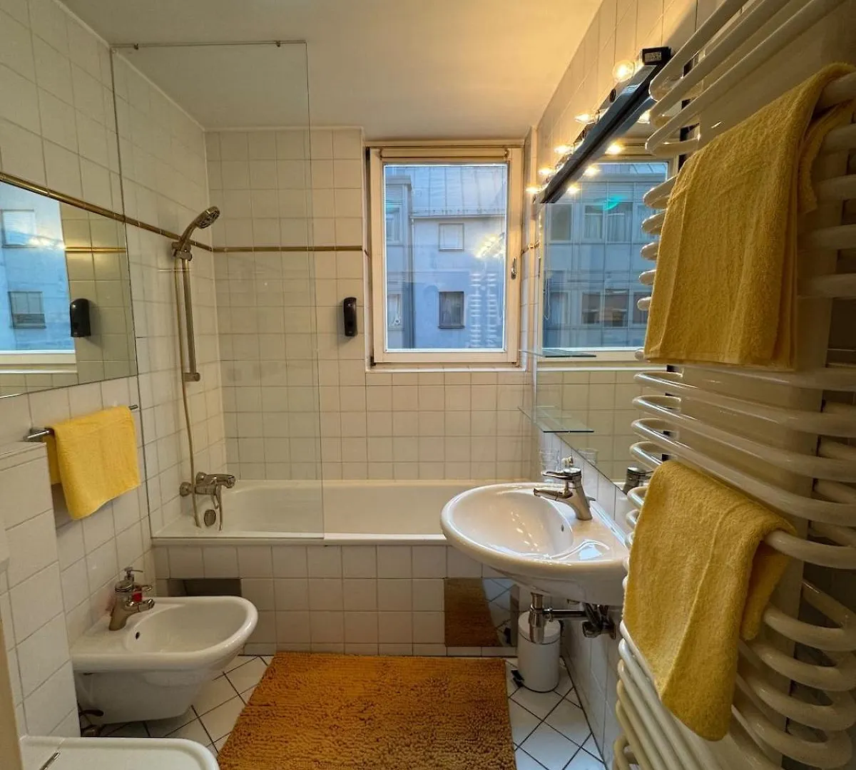 Sunny Citycenter Studio Near Main Shopping Street Vienna Apartment